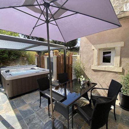 La Suite De Charme Du Mas De La Fontaine De Jonquier Avec Spa Privatif Seguret Ngoại thất bức ảnh