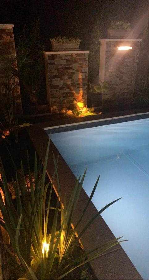 La Suite De Charme Du Mas De La Fontaine De Jonquier Avec Spa Privatif Seguret Ngoại thất bức ảnh