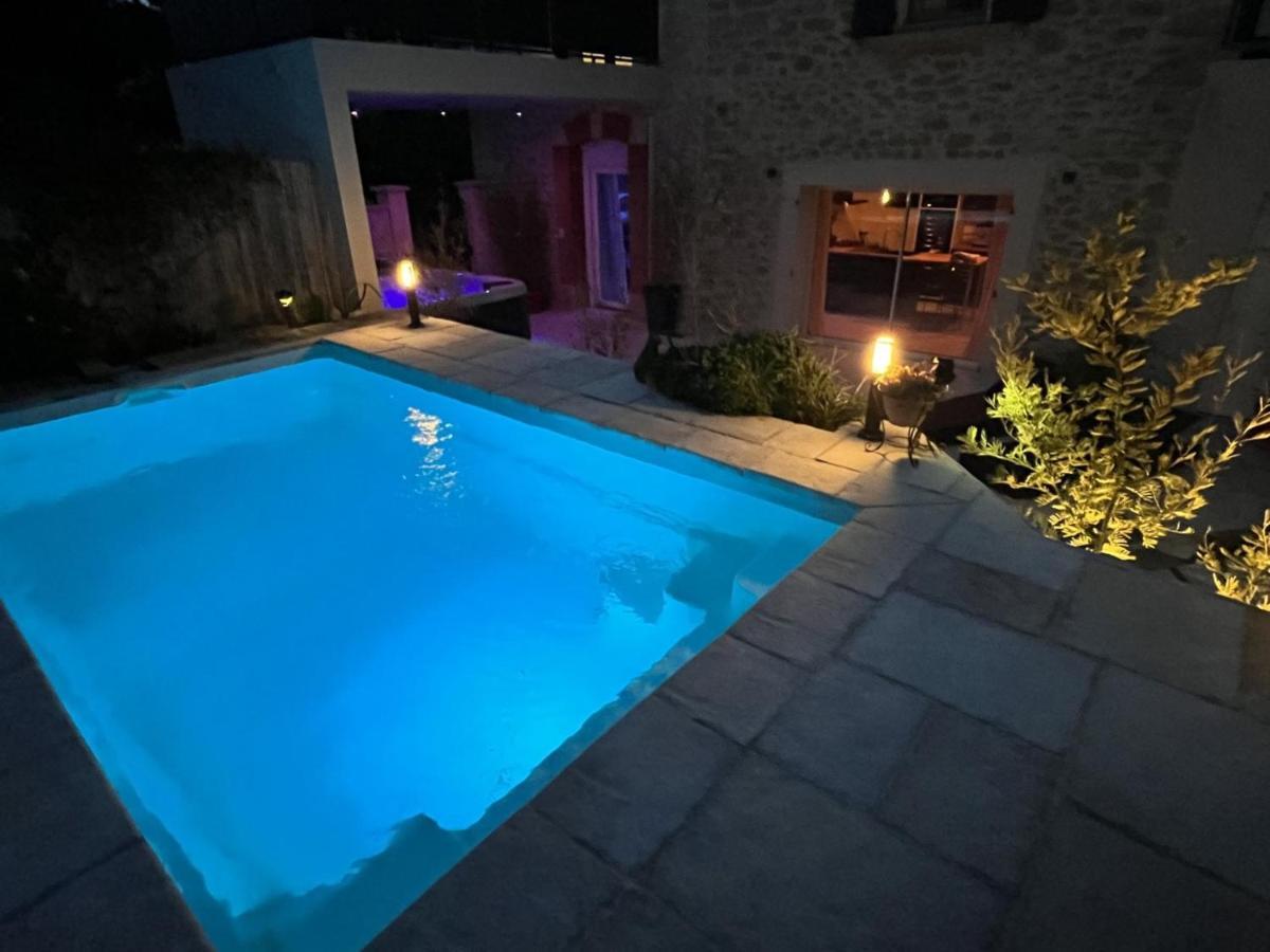 La Suite De Charme Du Mas De La Fontaine De Jonquier Avec Spa Privatif Seguret Ngoại thất bức ảnh